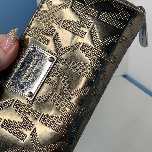 MICHAEL Michael Kors  Monogram Mirror Metallic Continental Zip Around Wallet - Picture 11 of 11
